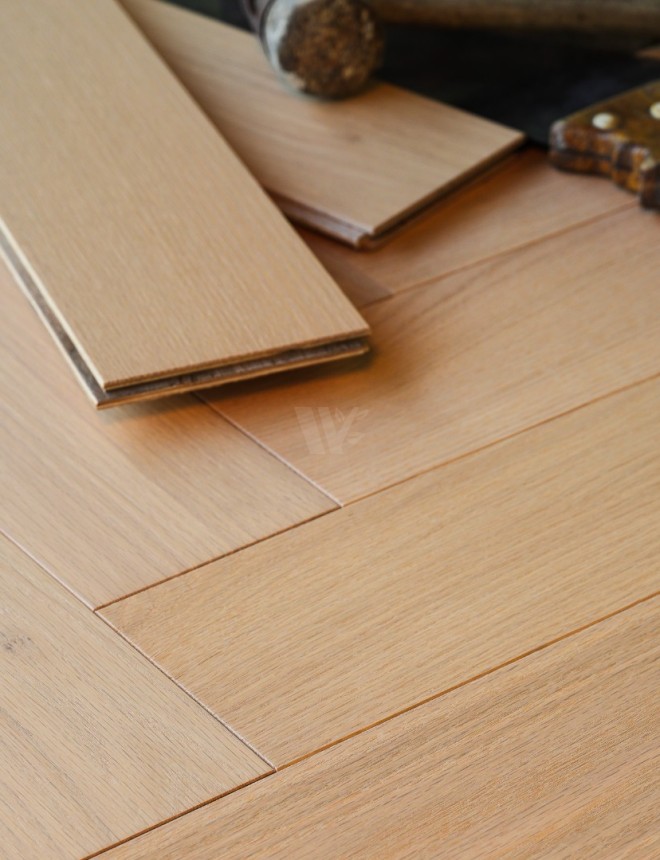24" Invisible Finish AB Oak ECA2