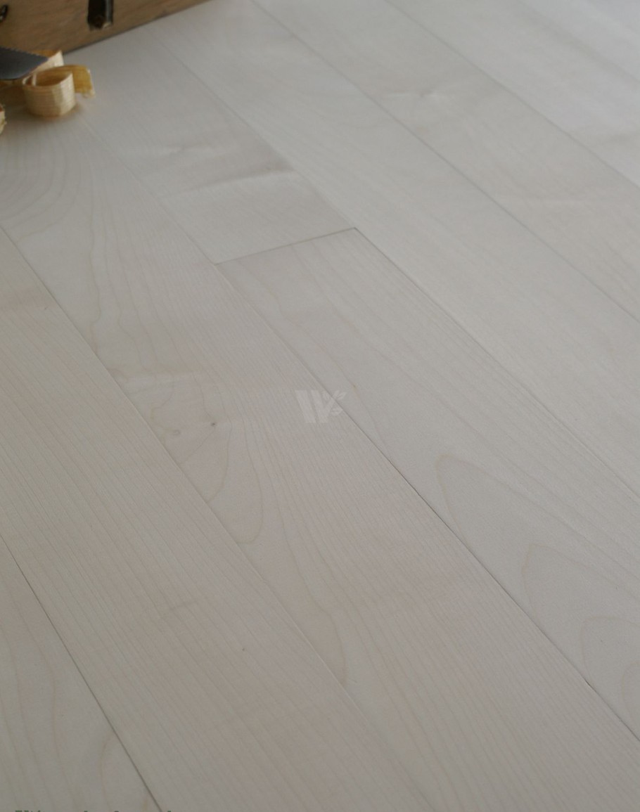 Sycamore Maple American Strip Flooring Select Grade Hardwood 95mm DD32 