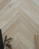 27" Unf Oak Herringbone H10N